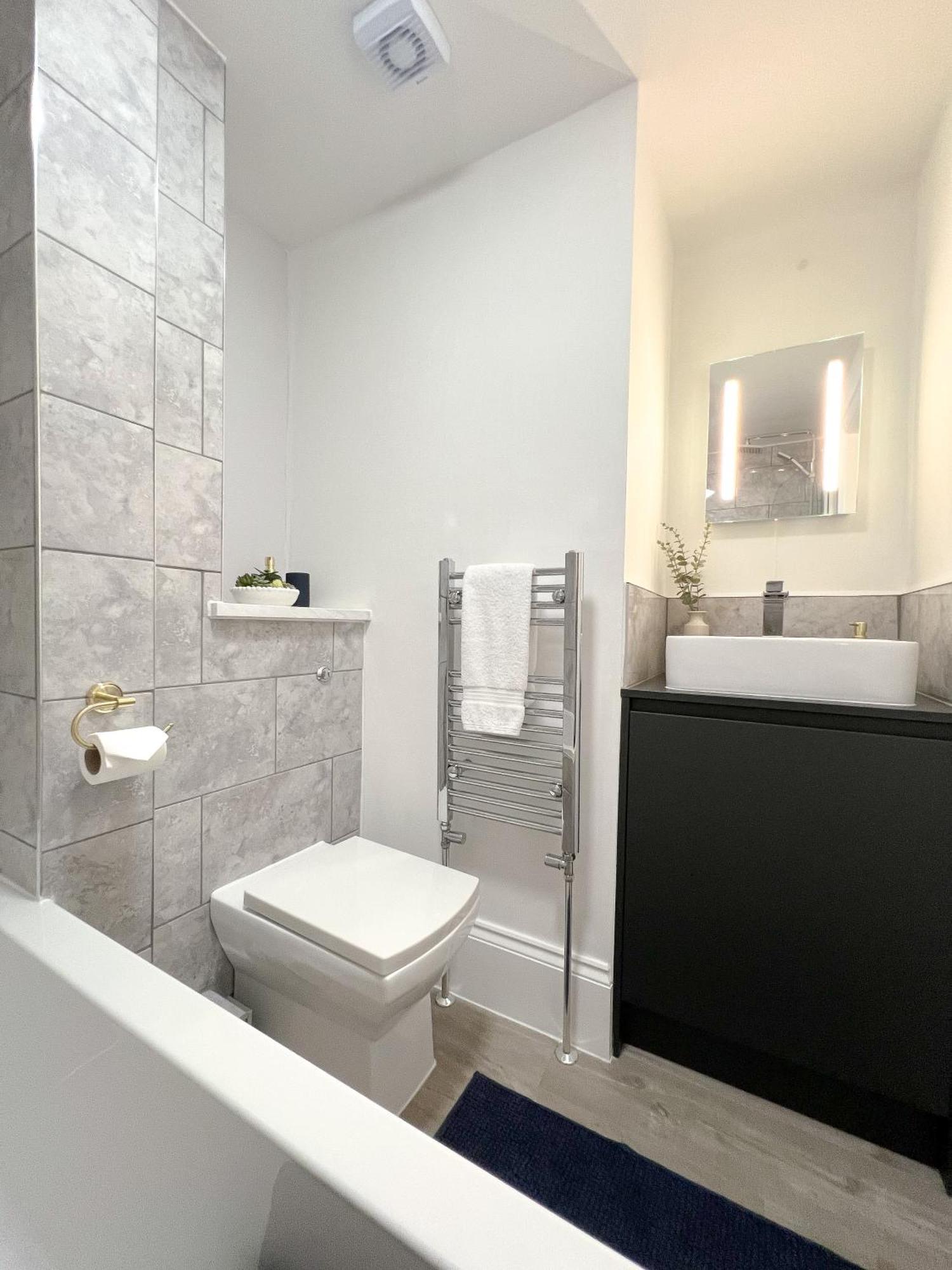Campbells Crib Apartment Мейдстън Екстериор снимка