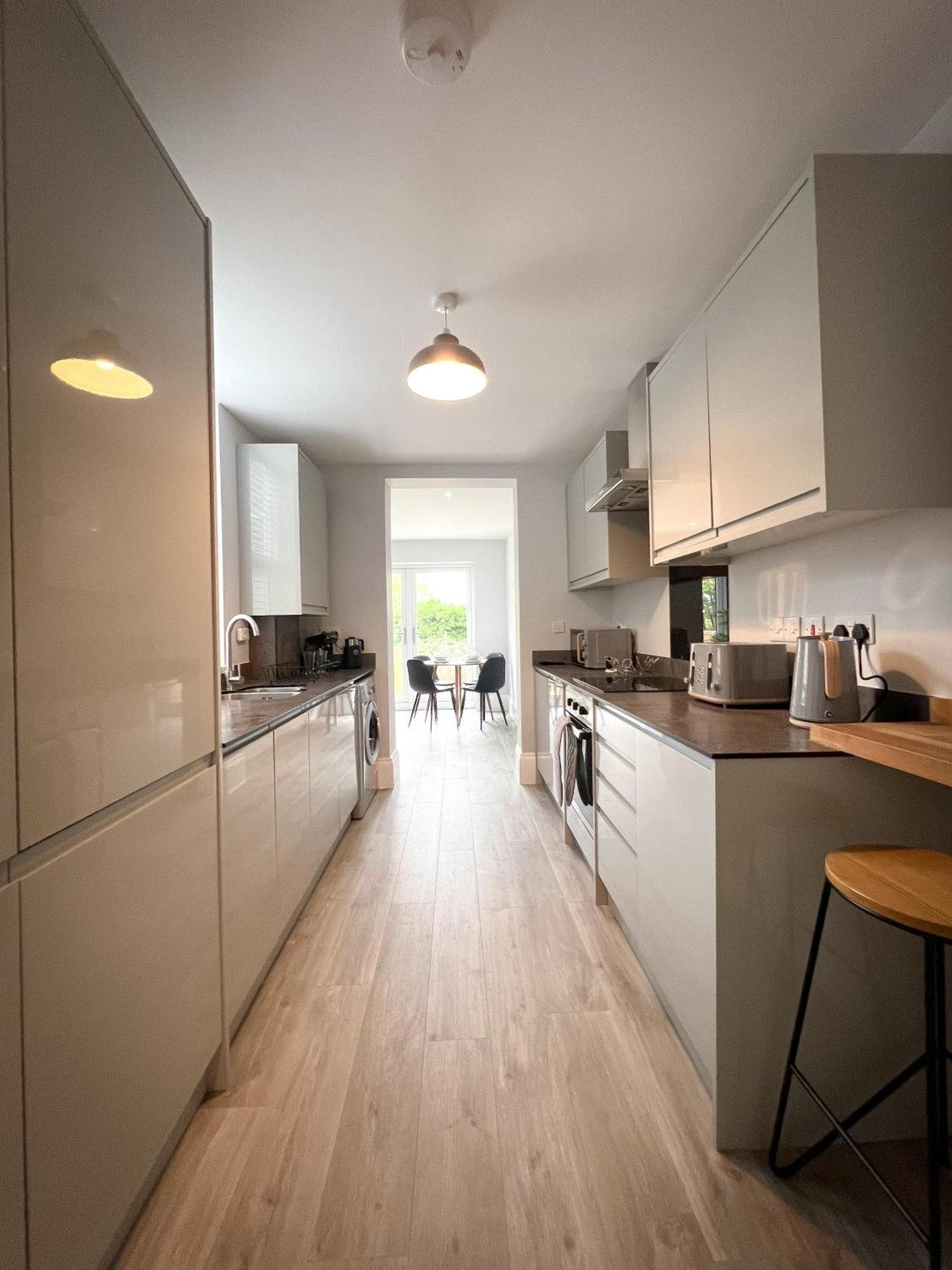 Campbells Crib Apartment Мейдстън Екстериор снимка